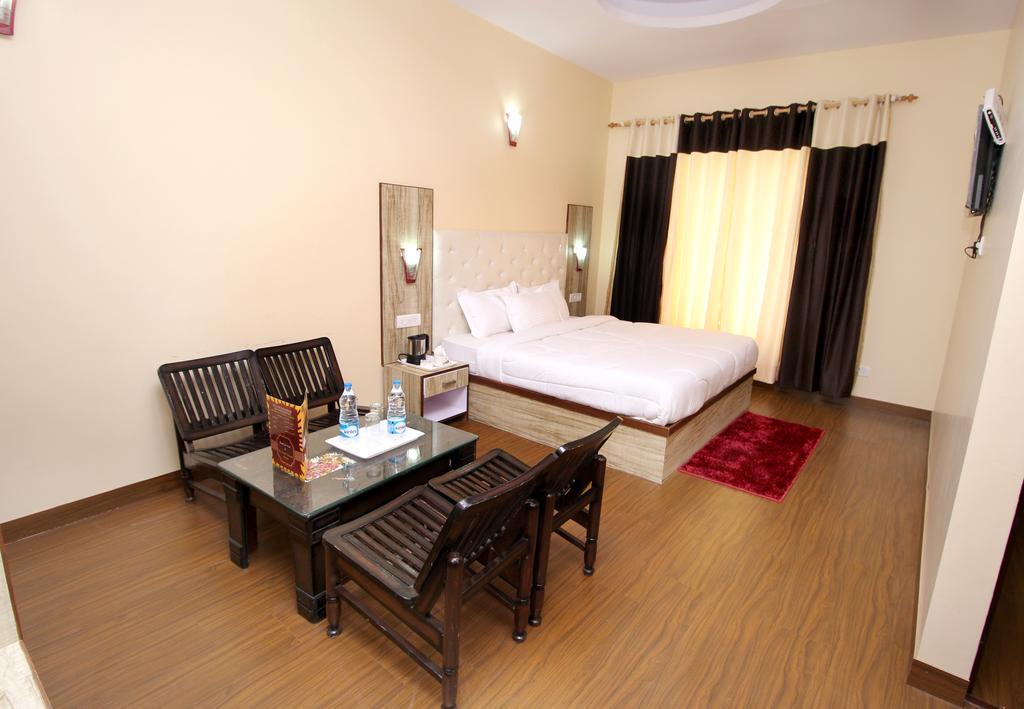The Grand Welcome Hotel Shimla Exterior foto